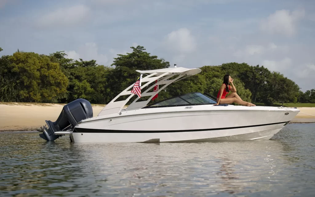 passeio-de-lancha-luxuosa